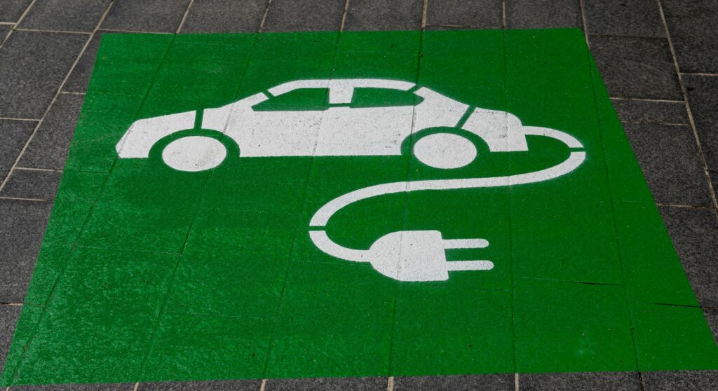 Are Heathrow Transfers Going Green? The Rise of Electric Airport Taxis Are Heathrow Transfers Going Green? The Rise of Electric Airport Taxis